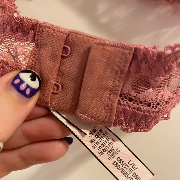 LACY VS PINK BRALETTE - Picture 3 of 5